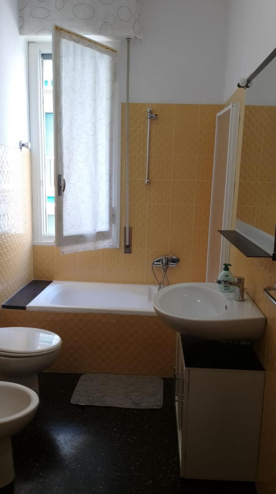 Apartament Rivierarent Moma 100 Metri Dal Mare Finale Ligure Zewnętrze zdjęcie